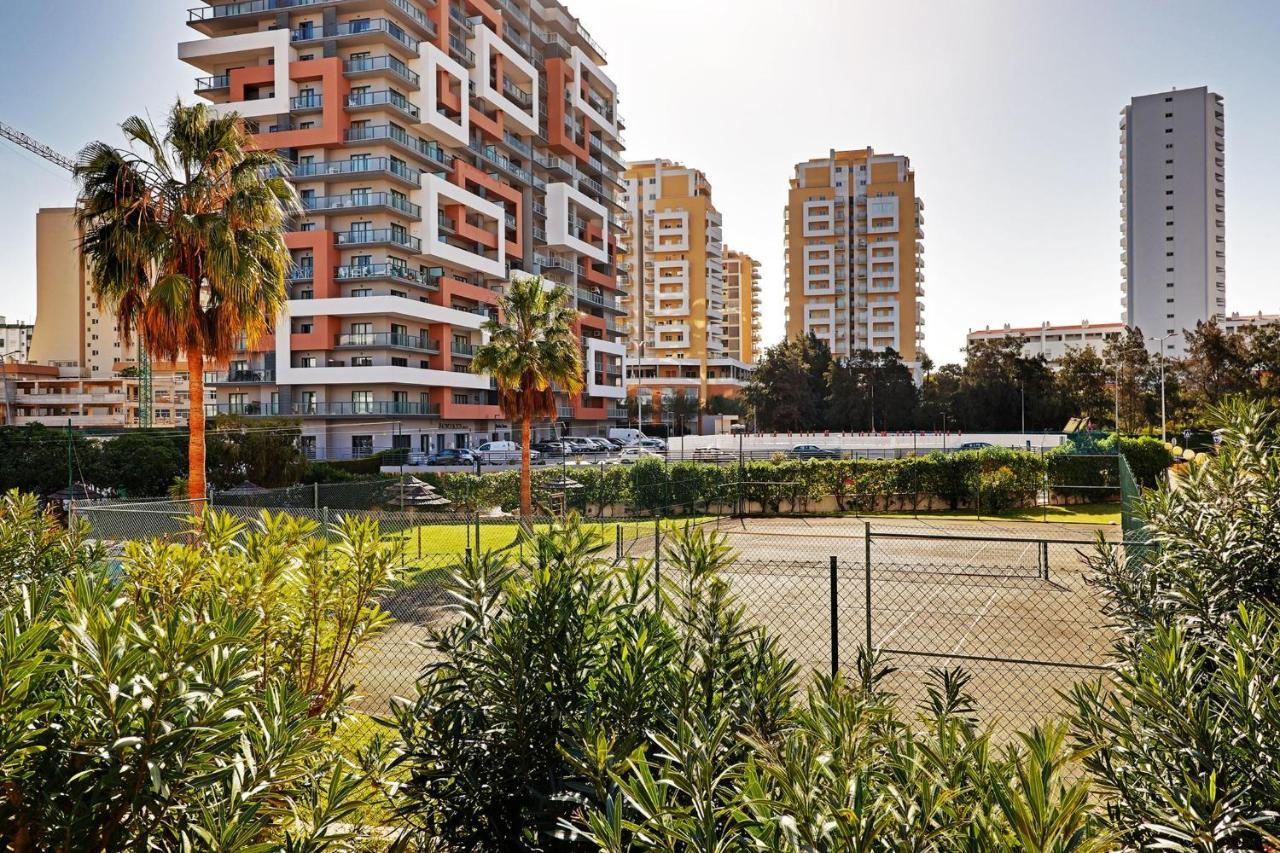 Praia Da Rocha Central 1 With Pool By Homing 포티마오 외부 사진